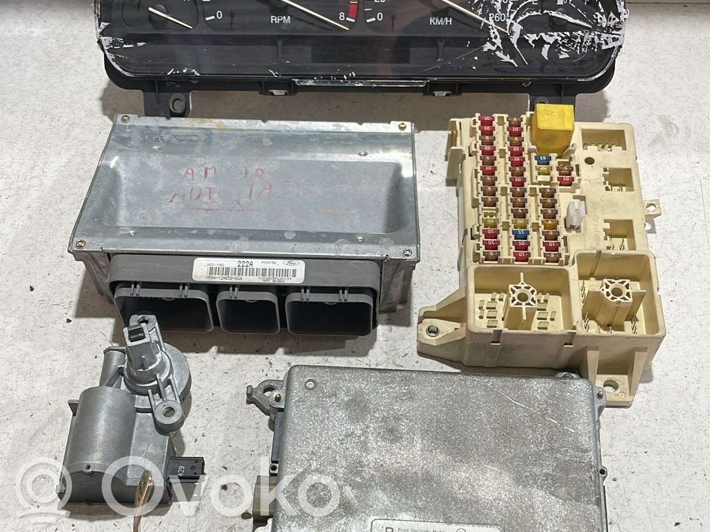 Jaguar S-Type Engine ECU kit and lock set 