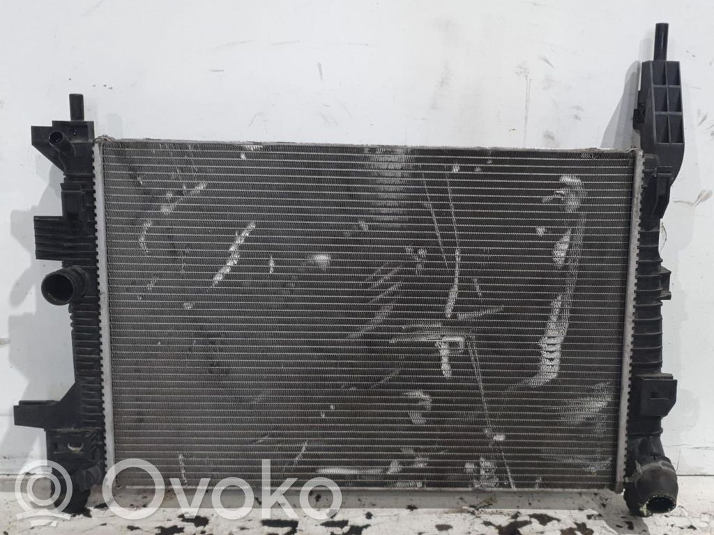 Ford Focus Dzesēšanas šķidruma radiators 
