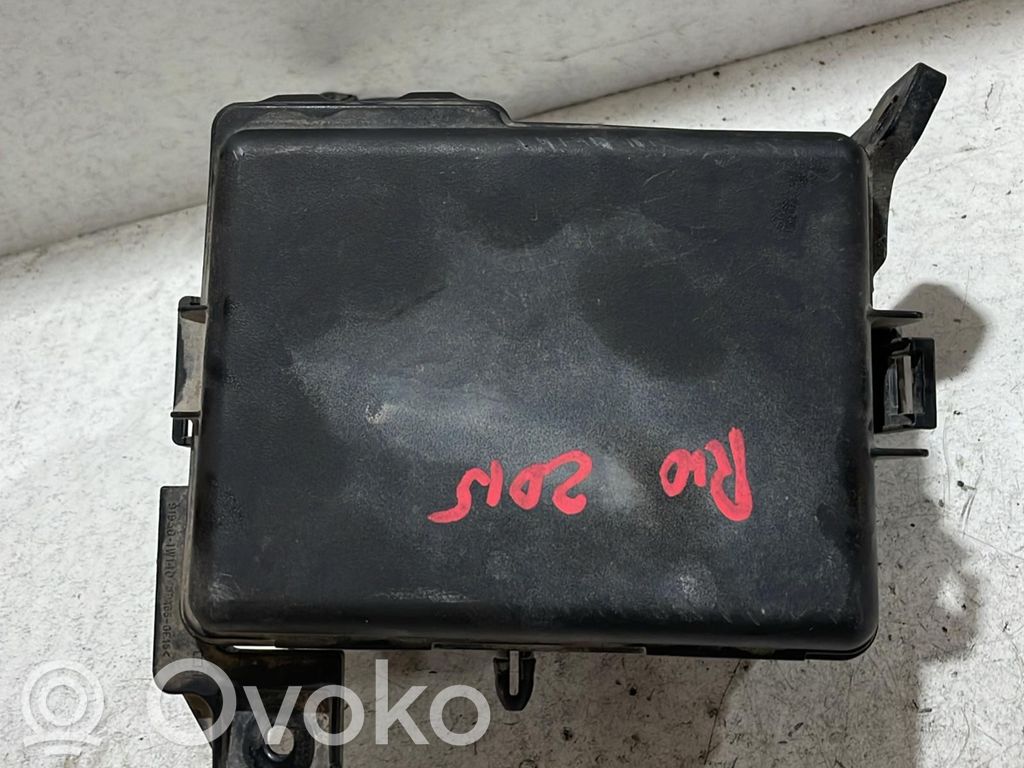 KIA Rio Módulo de fusible 