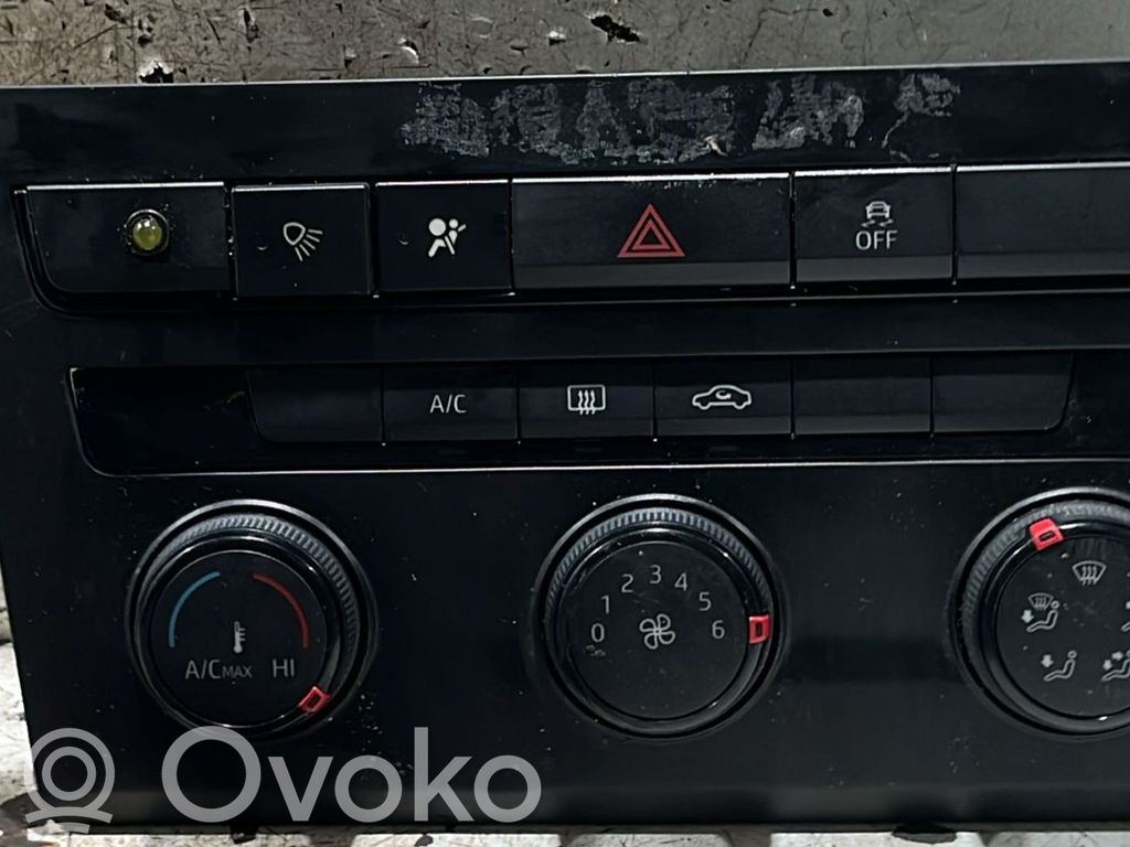 Seat Leon (5F) Climate control unit 