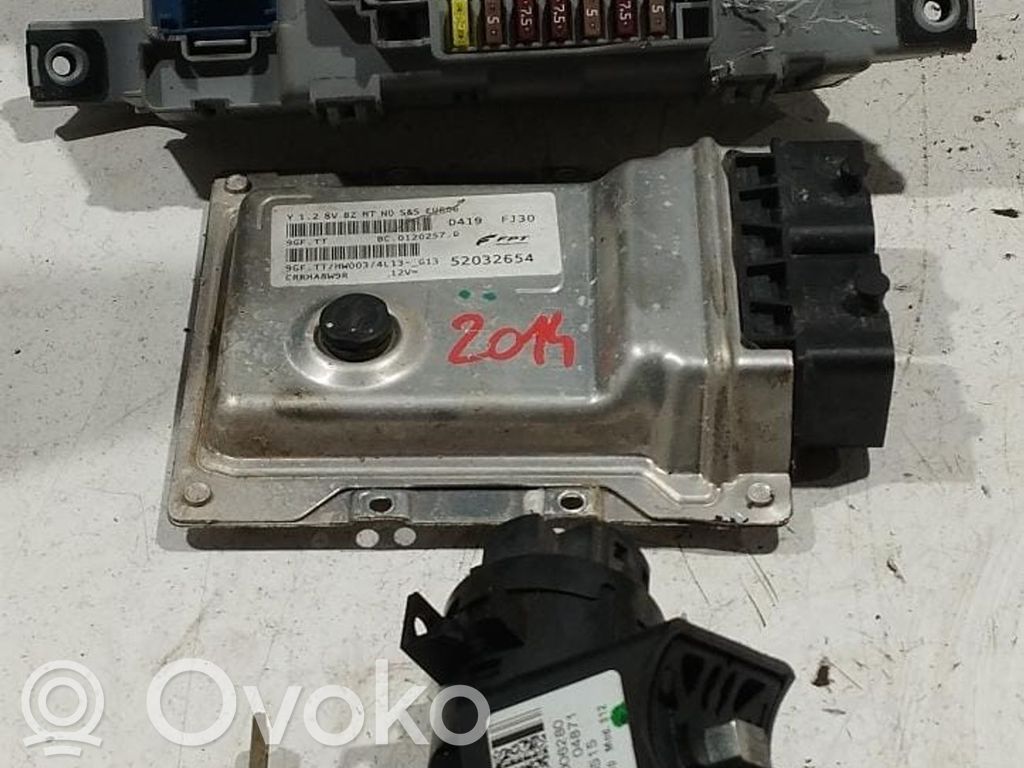 Lancia Ypsilon Engine ECU kit and lock set 