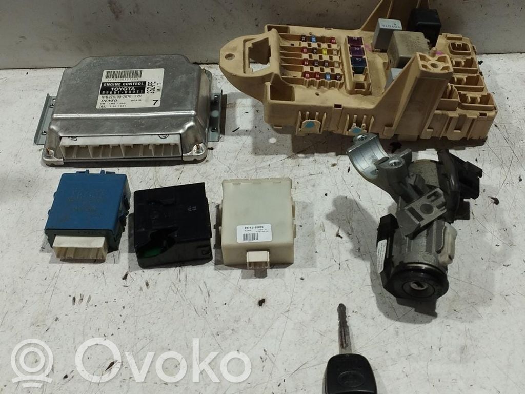 Toyota Yaris Kit centralina motore ECU e serratura