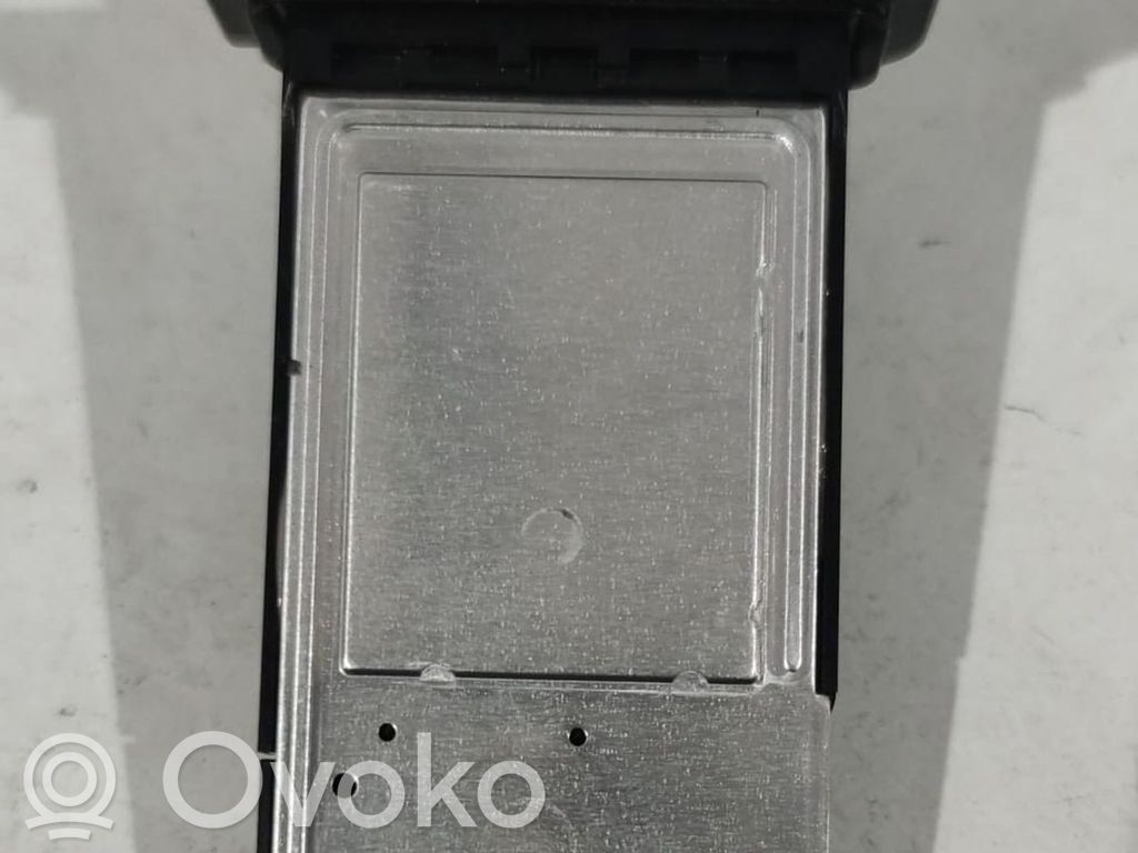 Ilmamassan virtausanturi   AFH70M122,AFH70M122