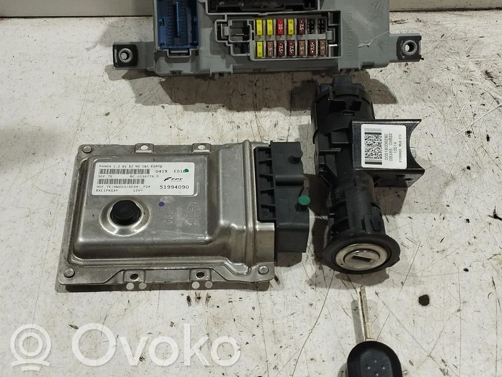 Fiat Panda III Engine ECU kit and lock set 