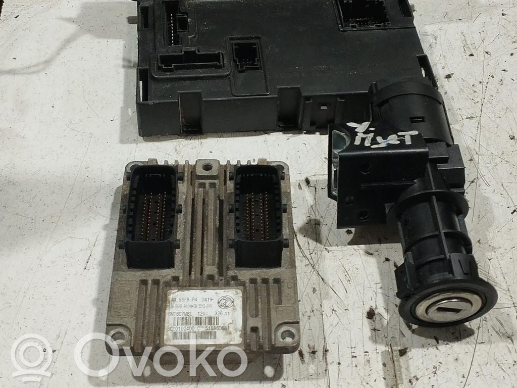 Fiat Panda II Komputer / Sterownik ECU i komplet kluczy 