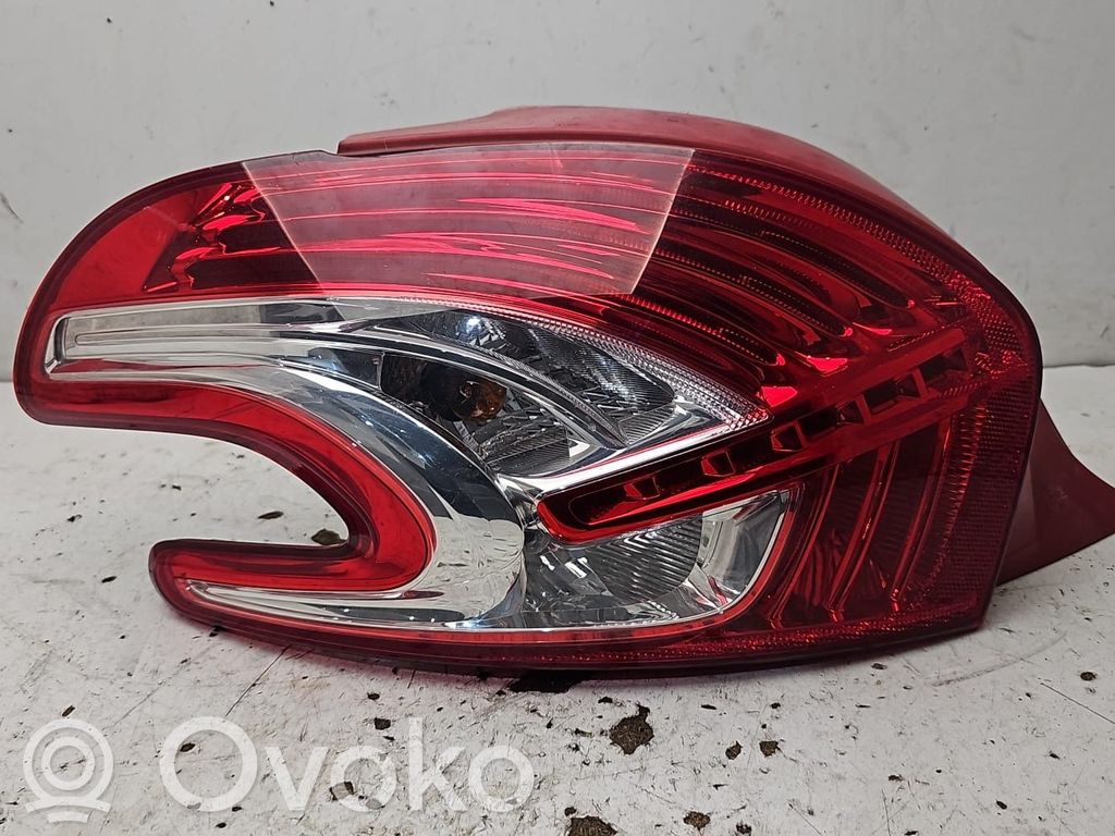 Peugeot 208 I Luci posteriori