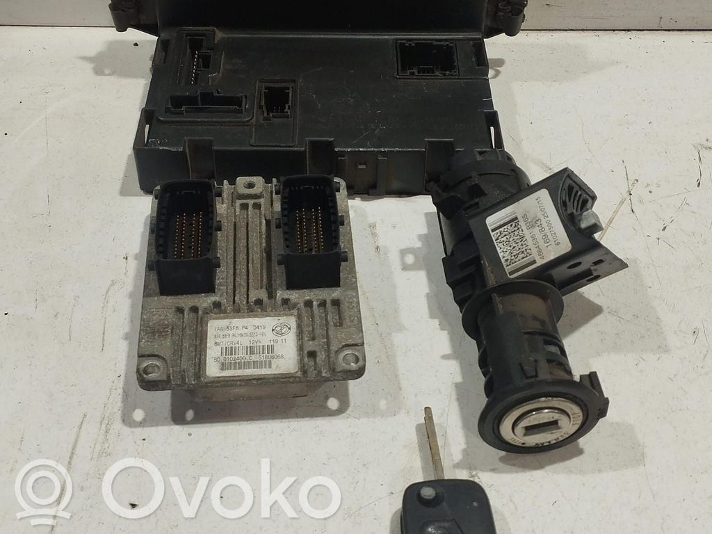 Fiat Panda II Komputer / Sterownik ECU i komplet kluczy 