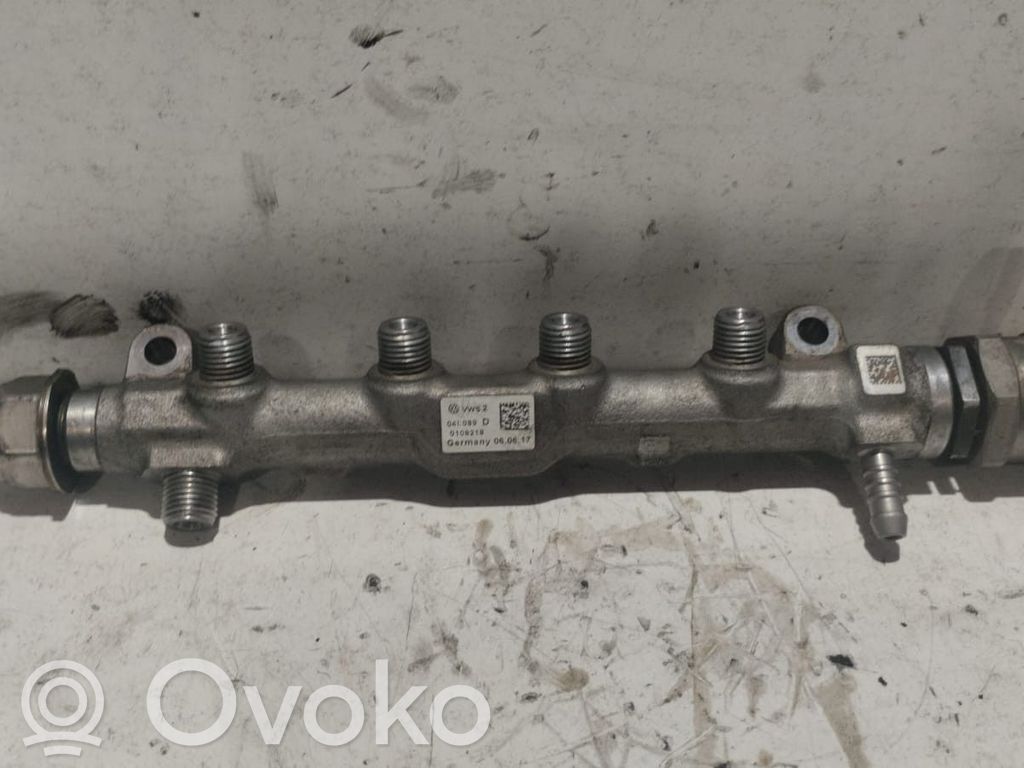 Volkswagen Golf VII Wtryskiwacz paliwa