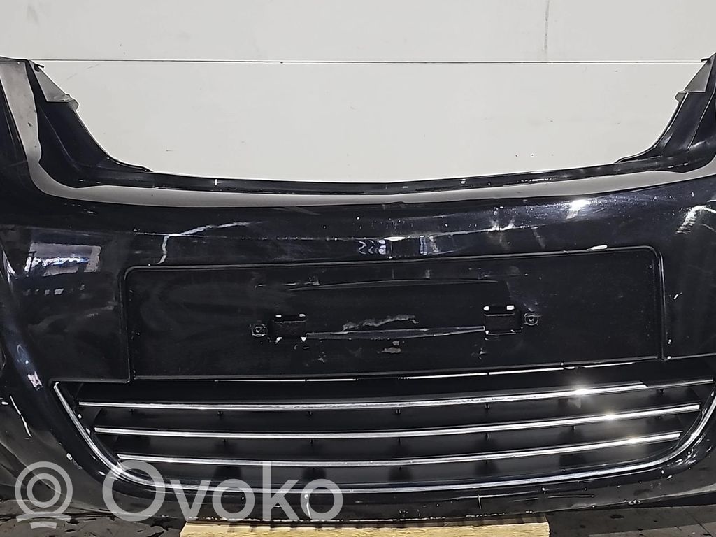 Opel Zafira B Paraurti anteriore 