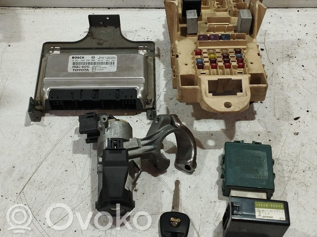 Toyota Yaris Engine ECU kit and lock set 