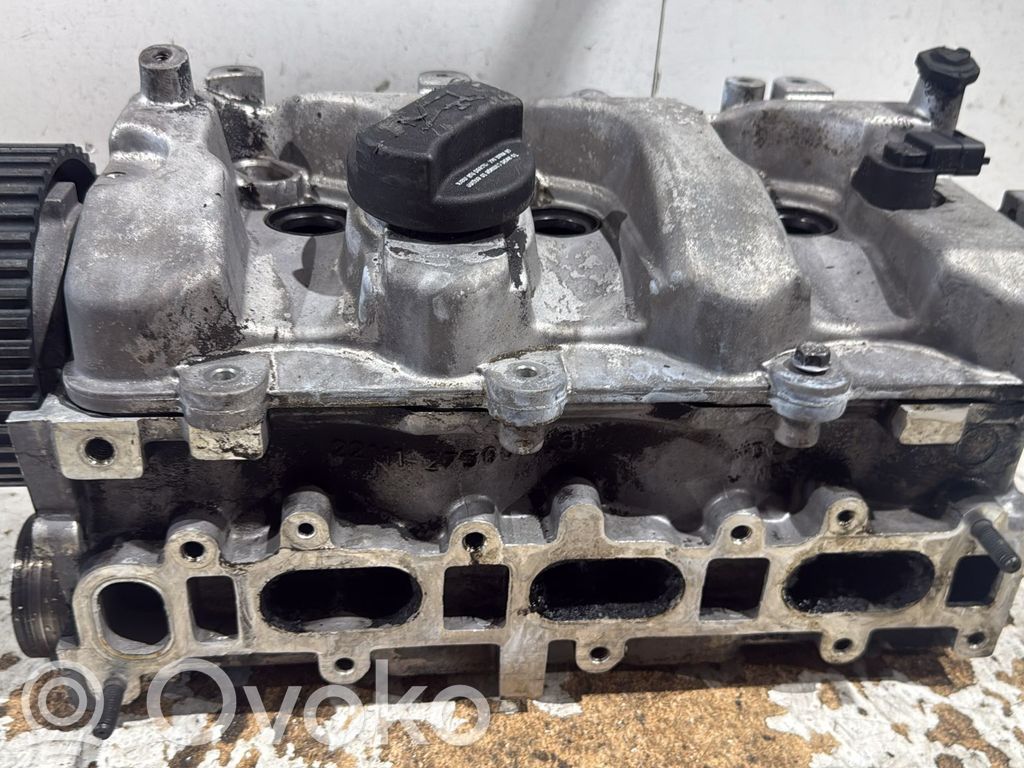 Culata del motor   2211127500,2211127500