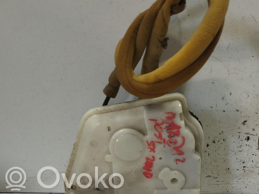 Mazda 2 Încuietoare ușă spate 