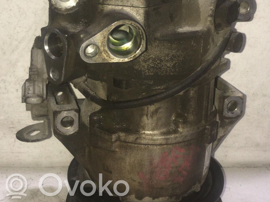 Toyota Yaris Ilmastointilaitteen kompressorin pumppu (A/C) 
