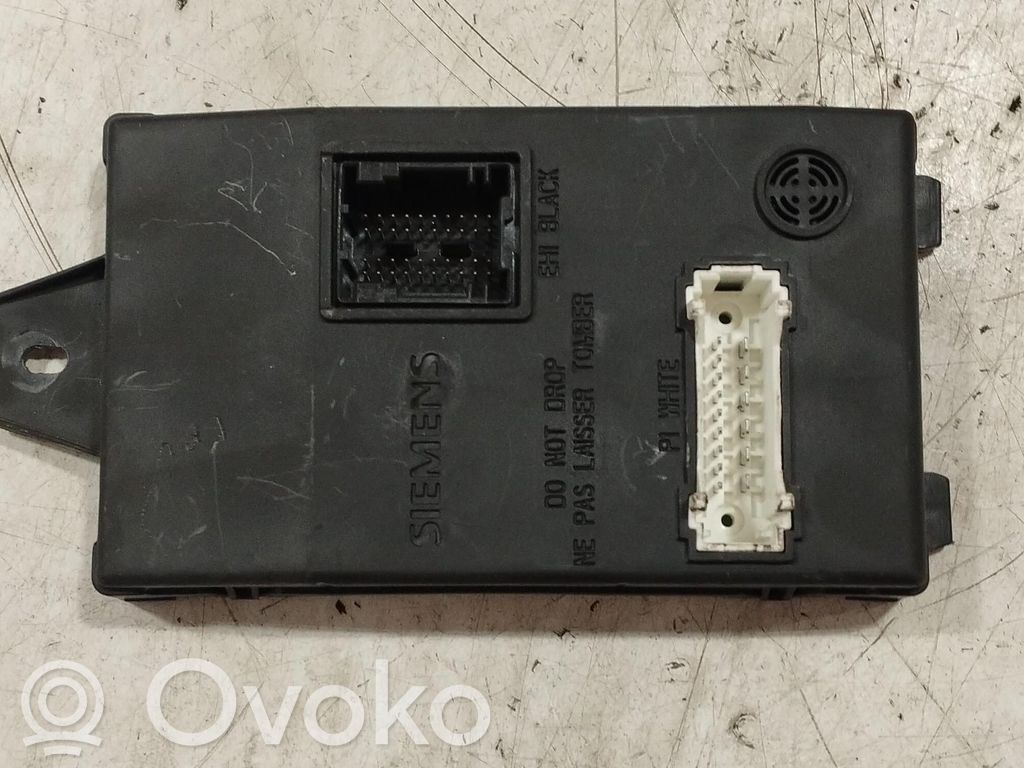 Modul de control caroserie central   8201013757,8201013757