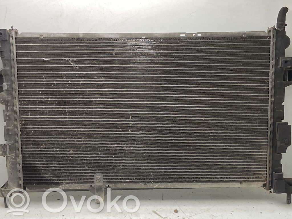 Opel Corsa C Radiatore di raffreddamento 