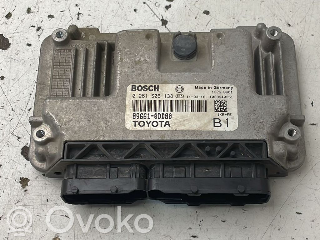 Toyota Yaris Engine control unit/module 