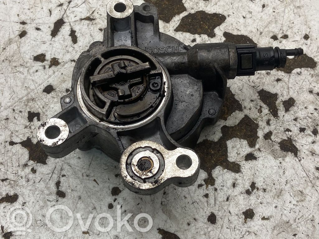 Peugeot 407 Pompe à vide 