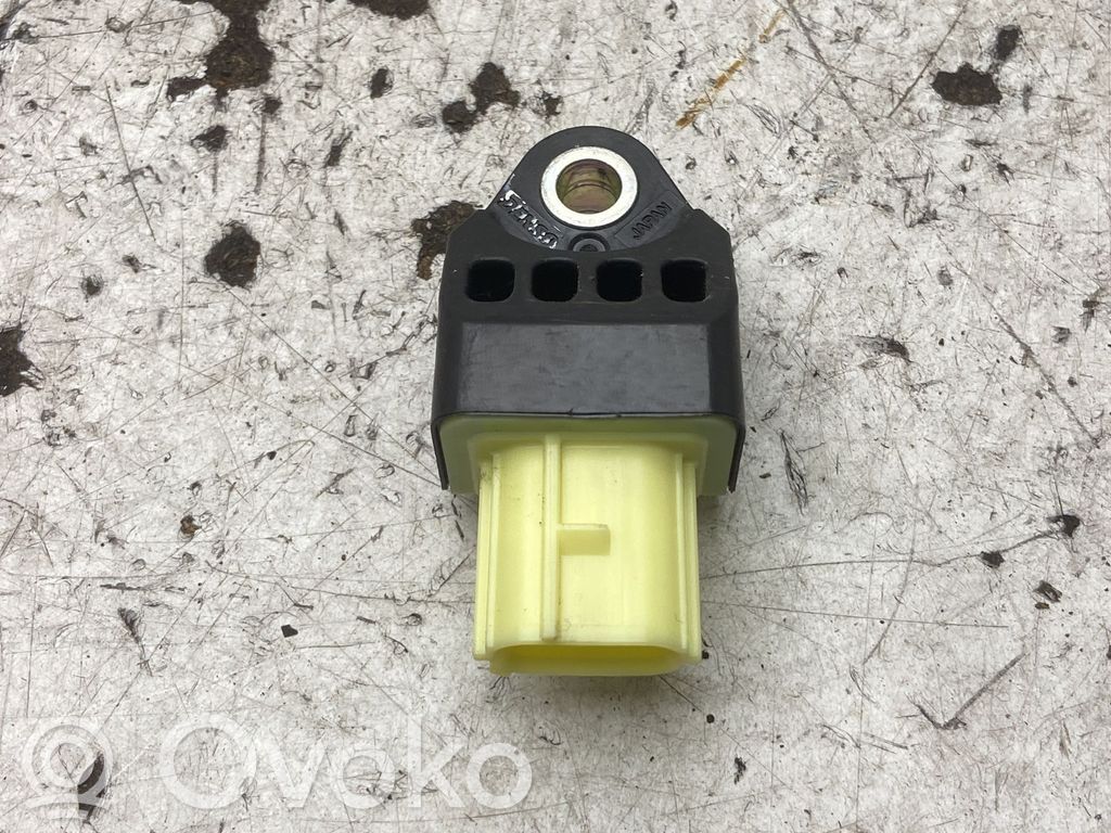 Toyota iQ Senzor impact/declanșare airbag 
