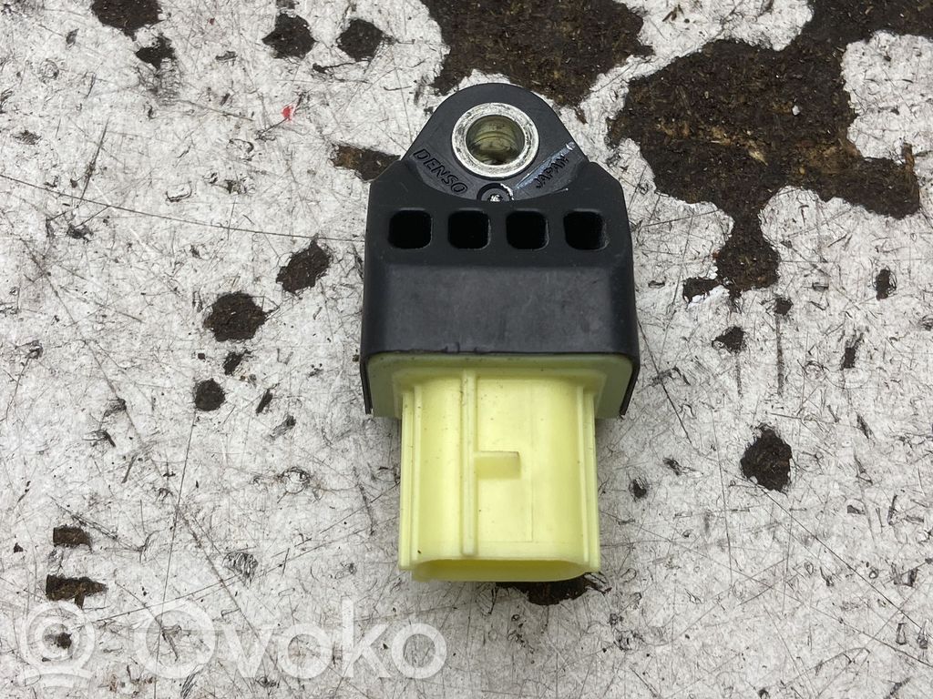 Toyota iQ Czujnik uderzenia Airbag