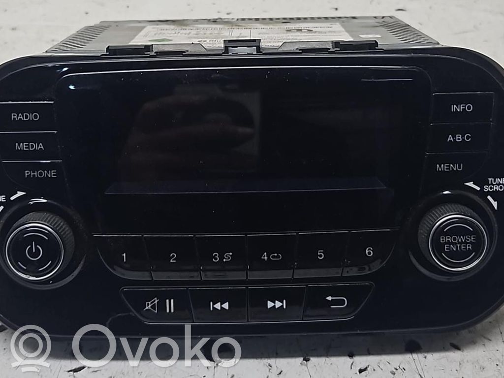 Fiat Tipo Panel / Radioodtwarzacz CD/DVD/GPS 
