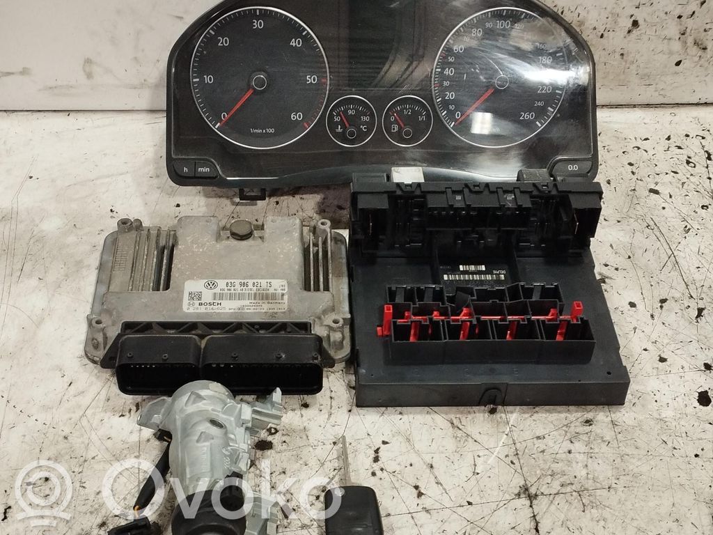 Volkswagen Golf Plus Kit cu ECU motor și set închidere uși 