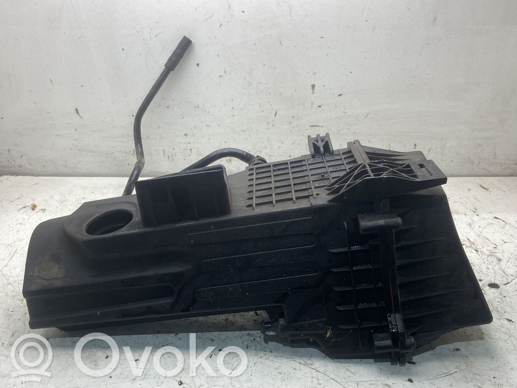 Ford Fiesta Obudowa filtra powietrza 