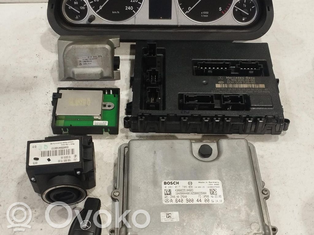 Mercedes-Benz B W245 Kit cu ECU motor și set închidere uși