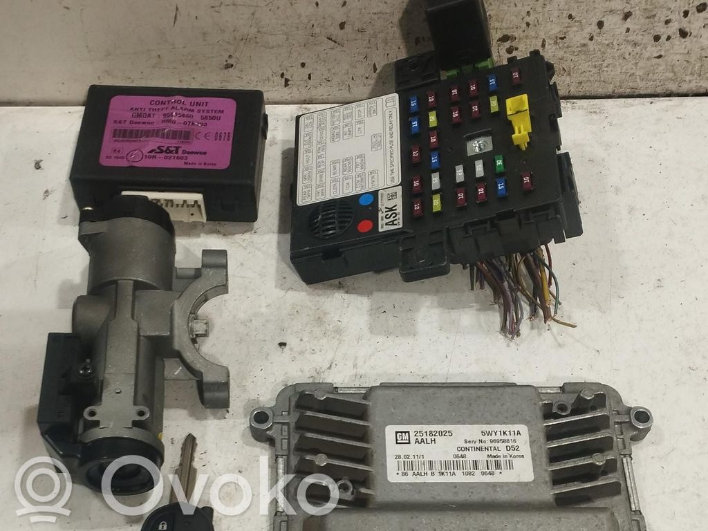Chevrolet Spark Komputer / Sterownik ECU i komplet kluczy