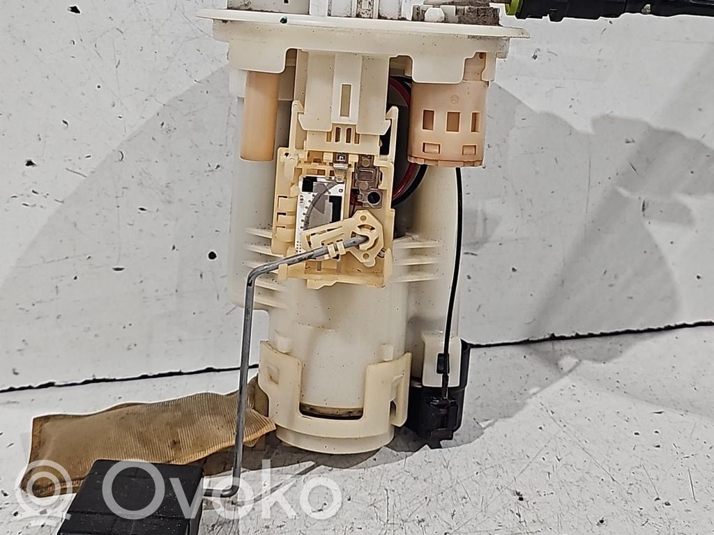 Suzuki Alto Pompa carburante immersa