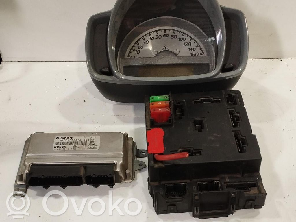 Smart ForTwo II Kit cu ECU motor și set închidere uși 