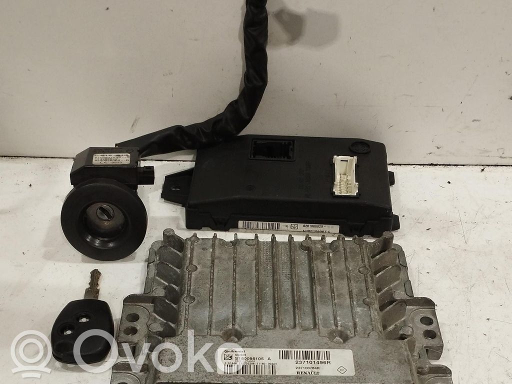 Dacia Duster Kit cu ECU motor și set închidere uși 