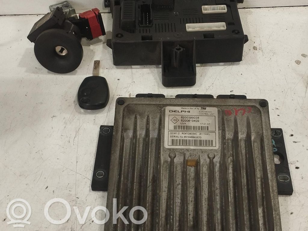 Renault Clio III Kit cu ECU motor și set închidere uși 