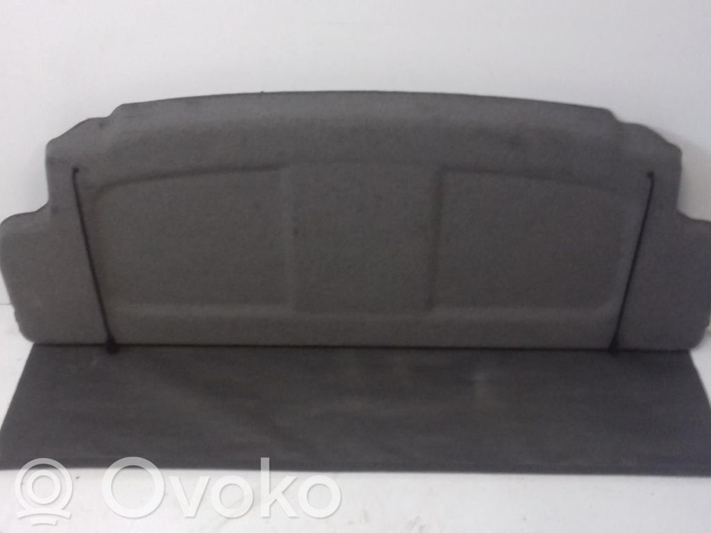 Nissan Note (E11) Hattuhylly 
