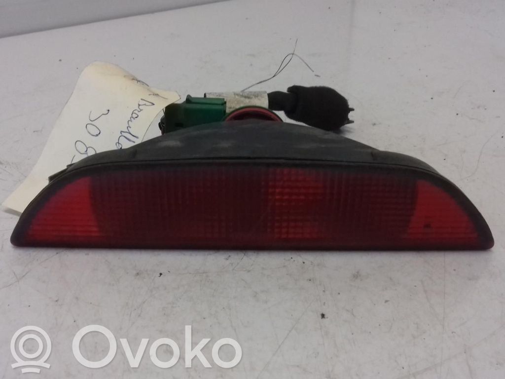 Nissan Note (E11) Miglas lukturis aizmugurē 