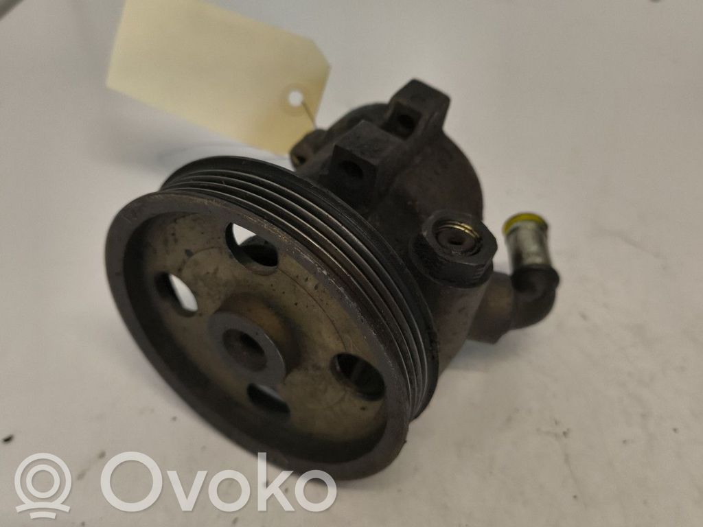 Citroen Saxo Ohjaustehostimen pumppu 