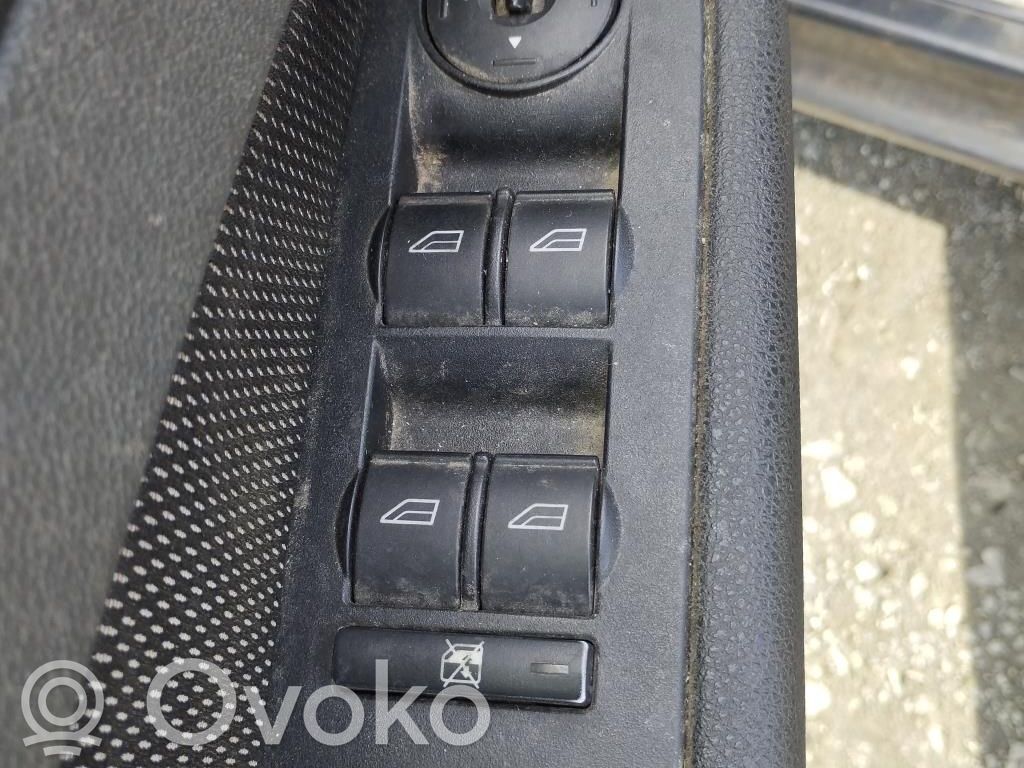 Ford Focus Wing mirror switch 