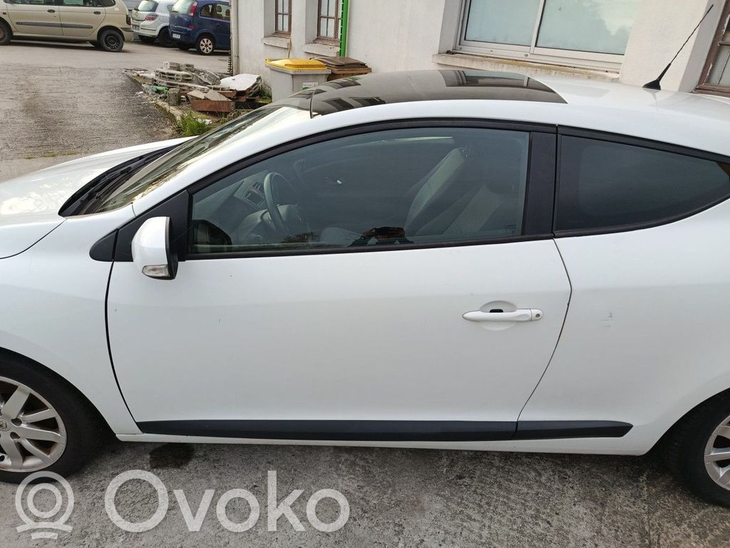 Renault Megane III Încuietoare ușă față 