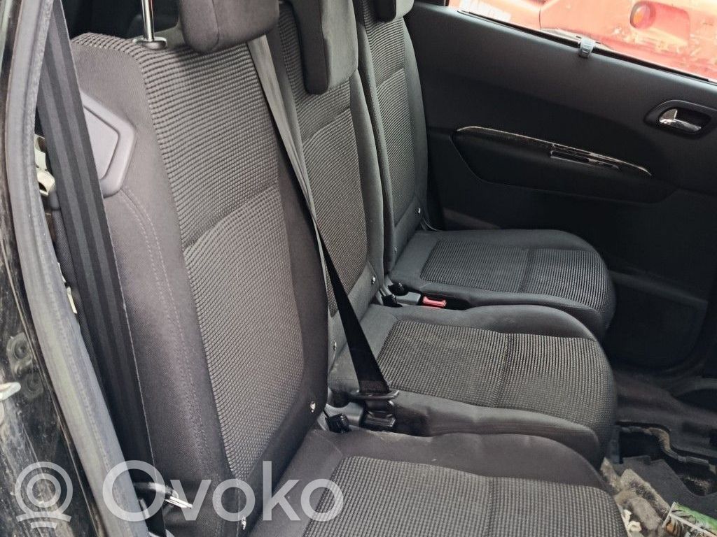 Peugeot 5008 Takaistuin 