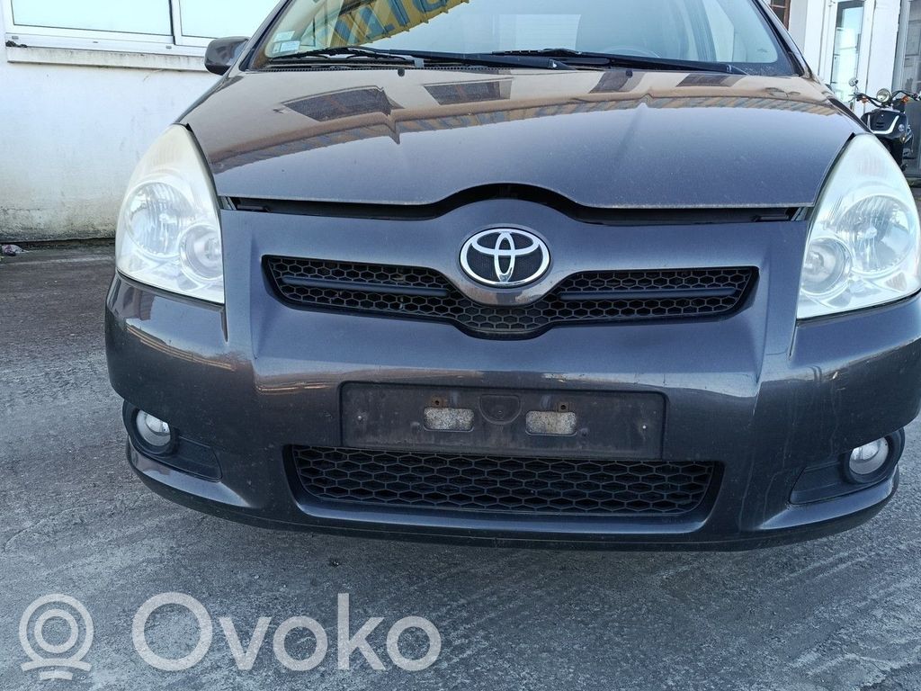 Toyota Corolla Verso AR10 Miglas lukturis priekšā 