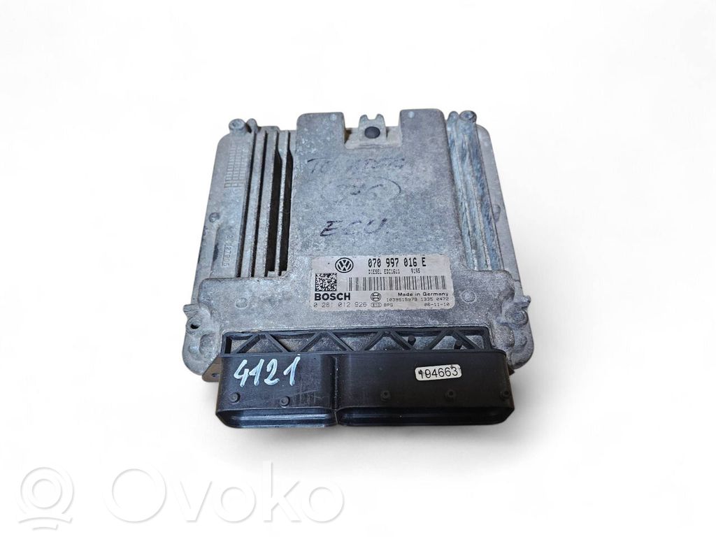 Volkswagen Touareg I Engine control unit/module 