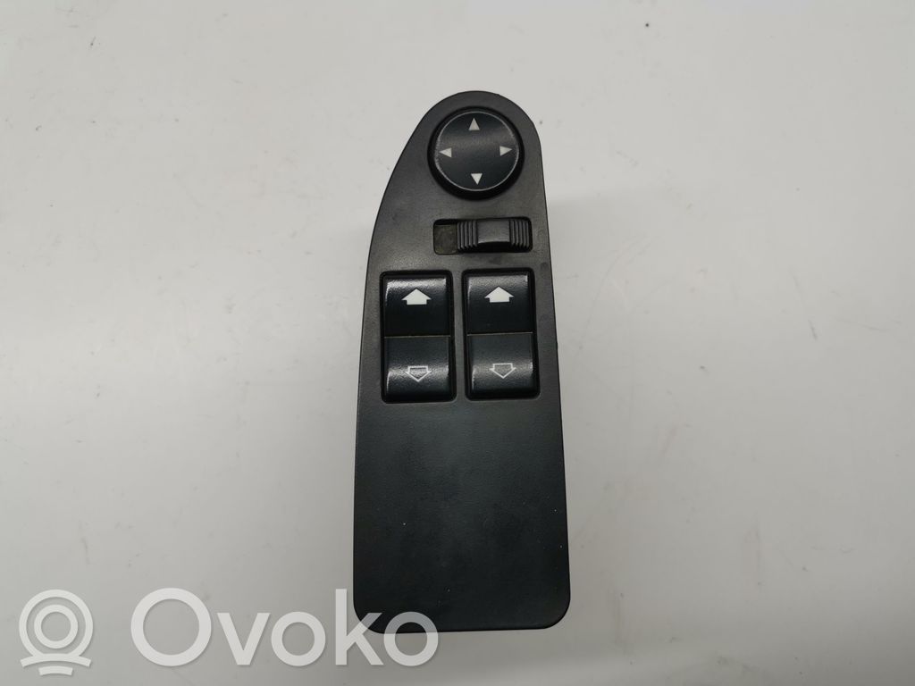 BMW 5 E39 Electric window control switch 