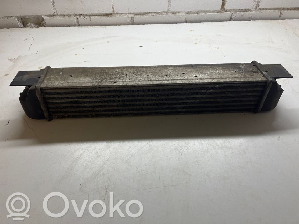 BMW 5 E39 Interkūlerio radiatorius 