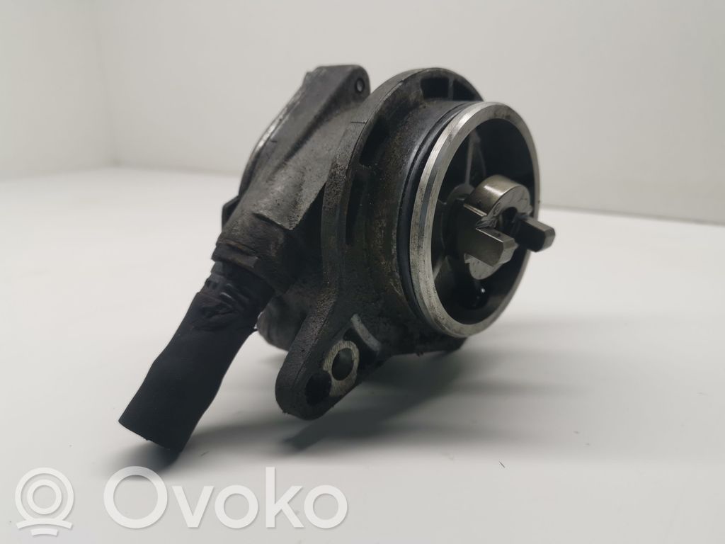 BMW 3 E46 Vacuum pump 
