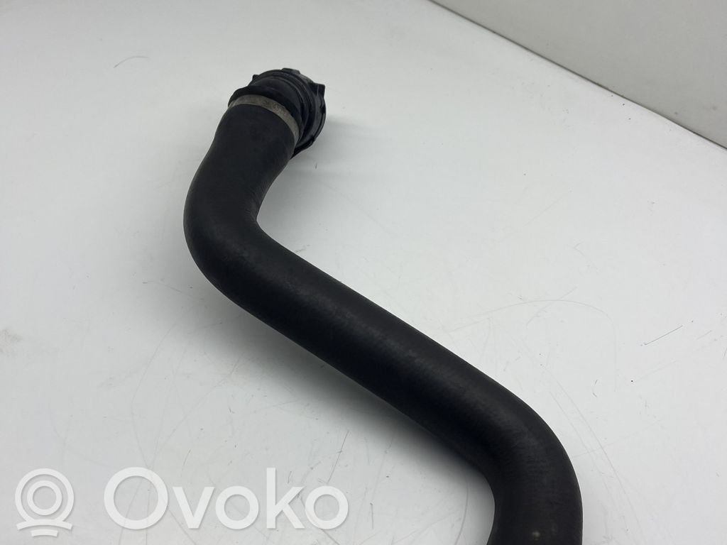 BMW 5 F10 F11 Engine coolant pipe/hose 