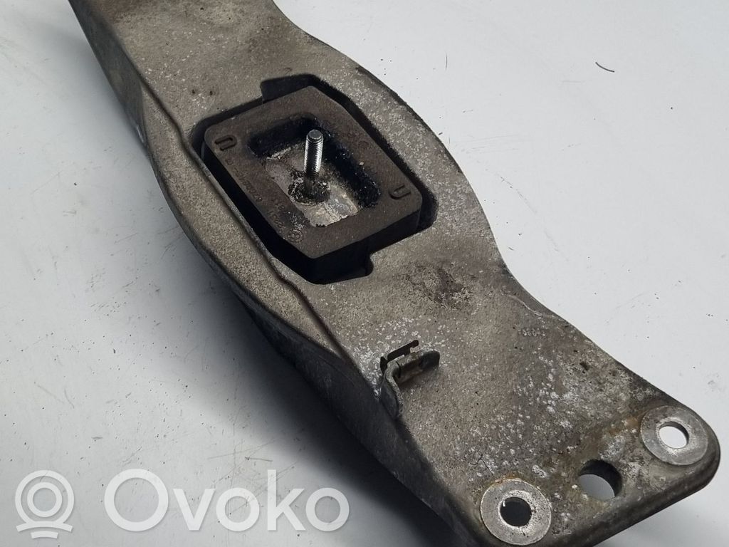 BMW 5 E60 E61 Gearbox mounting bracket 