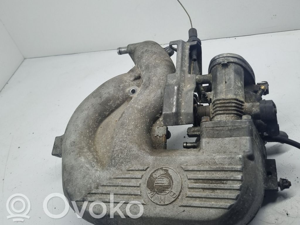 BMW 3 E36 Intake manifold 