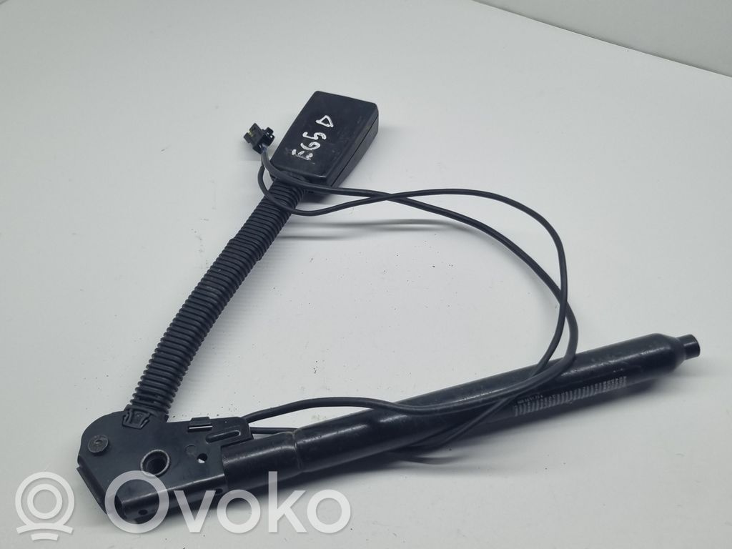 BMW 7 E65 E66 Sagtis diržo priekinė 