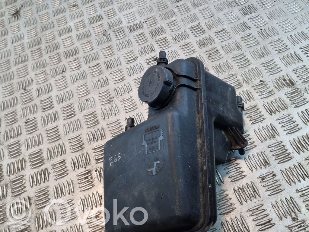 BMW 7 E65 E66 Aušinimo skysčio išsiplėtimo bakelis 
