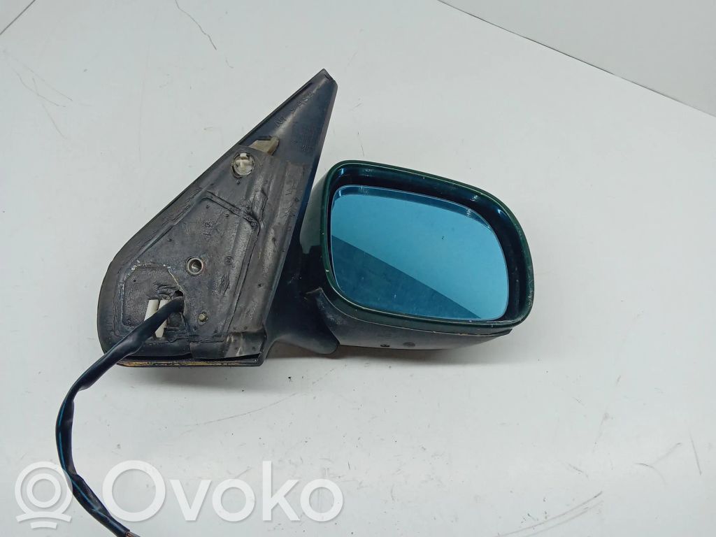 Volkswagen Golf IV Elektryczne lusterko boczne drzwi przednich 