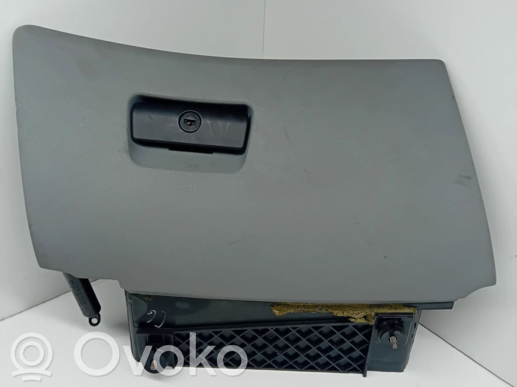 Glove box lid/cover